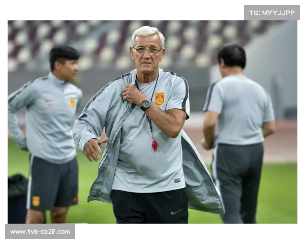 更衣室权力博弈：现代足球教练的生存挑战